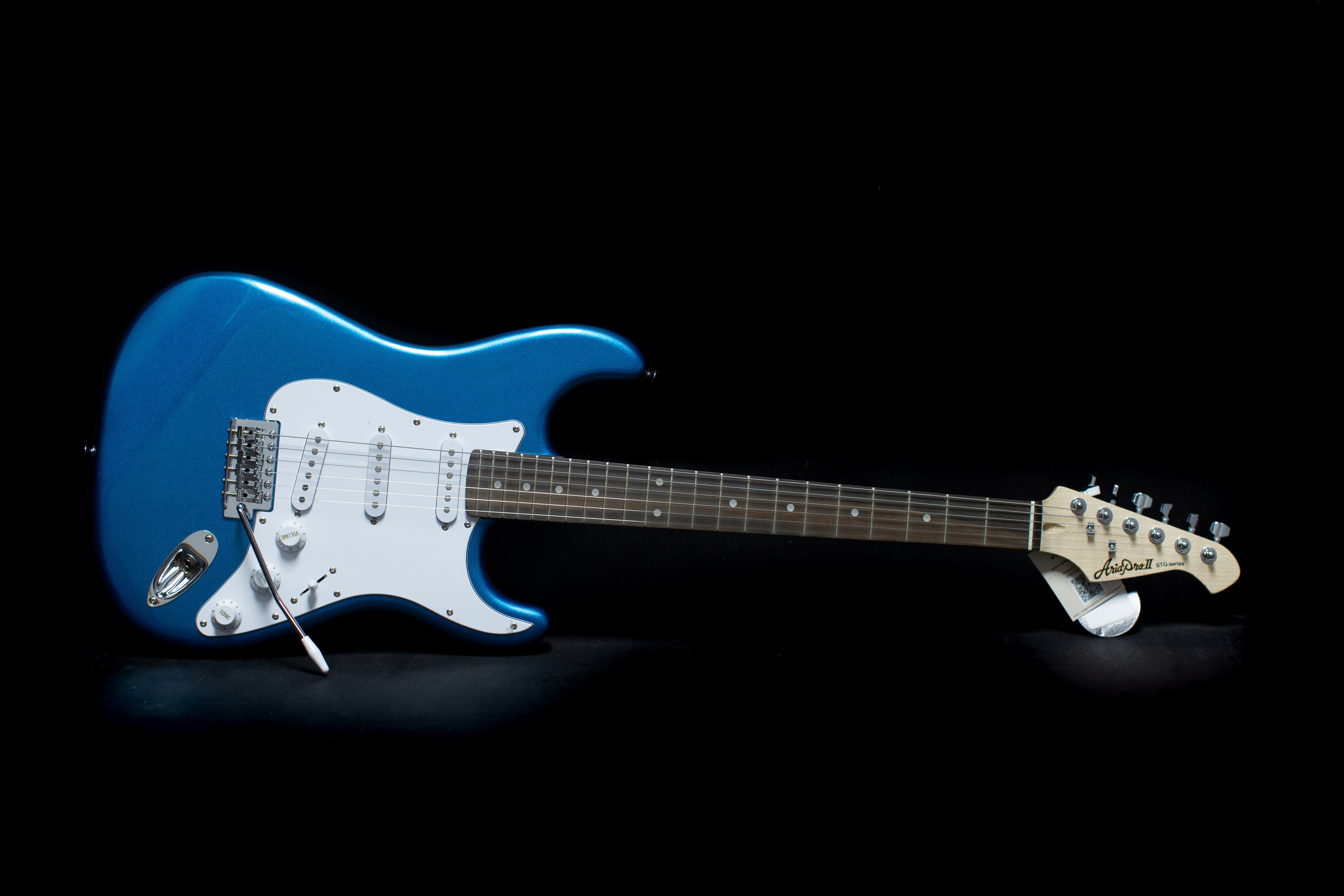 Aria Pro II STG 003 Electric Metallic Blue – SoundUnlimited
