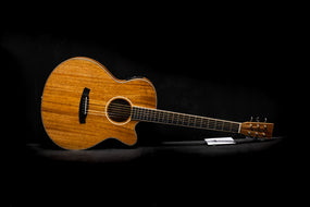 Tanglewood Union Super Folk Solid Mahogany Top,Back and Sides. Nat open pore.+EQ