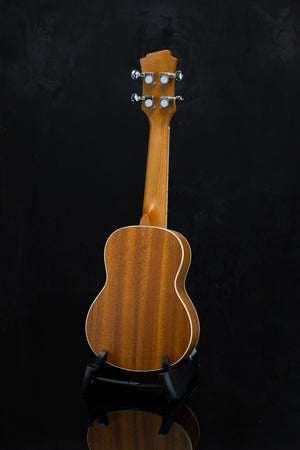 Adam Black Soprano Uke Quilted Ash